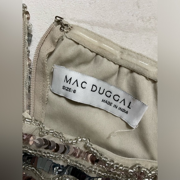 NWT Mac Duggal Asymmetrical One Shoulder Sequin Gown Platinum Size 6 - Picture 12 of 13